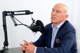 &quot;Postepowanie z pacjentem z kaszlem mokrym w aptece&quot; - rozmowa z prof. H. Mazurkiem